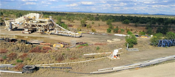 Takraf Ipcc - In-pit Crusher And Conveyor System)