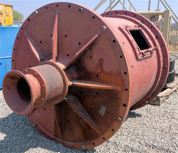 Eimco 5' X 5' (1.5m X 1.5m) Ball Mill With 30 Hp Motor)
